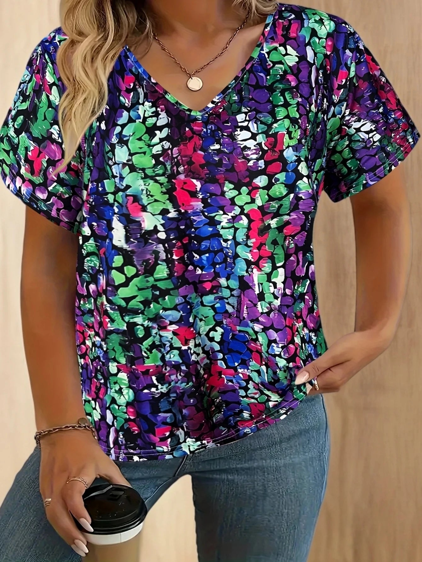 Women's T-Shirt Retro Floralelegant V-Neck Short Sleeve Summer Casual Top Loose Casual Ladies T-Shirt Fashion T-Shirt Clothes