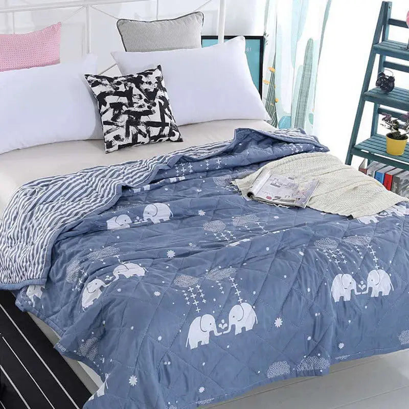 Bedroom Summer Bedspread Duvets Quilt Comforter Filling Bedclothes Super Soft Print Double Sided Design Modern Lightweight Queen