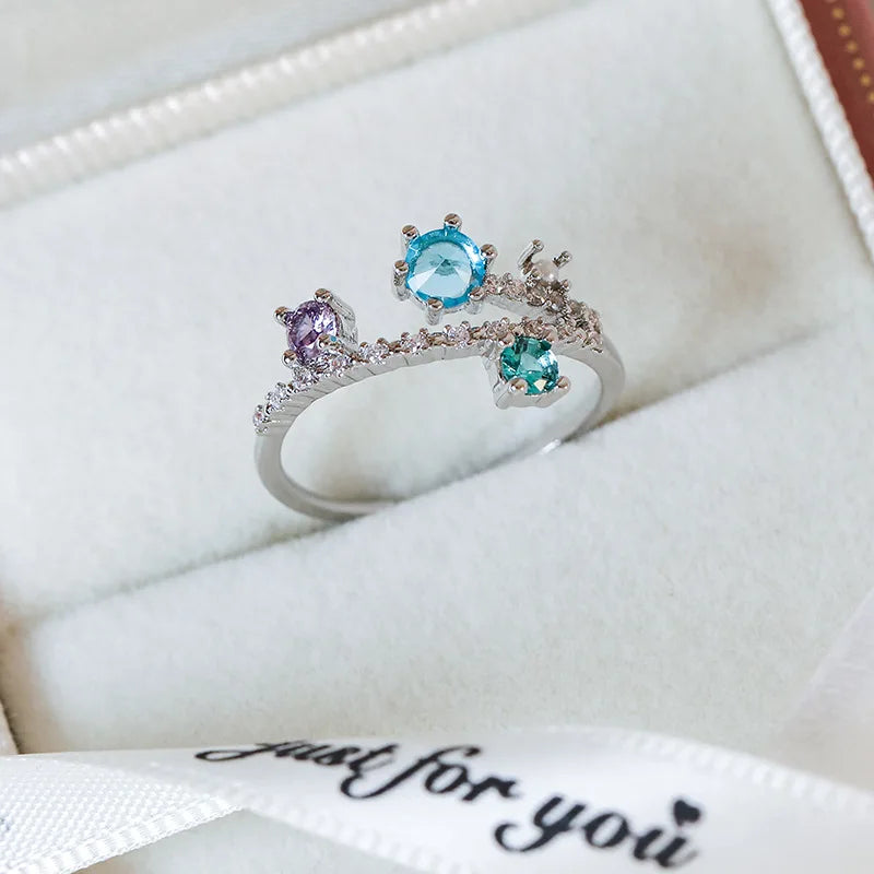 New Arrival Elegant and Luxurious Colored Zircon Inlaid Ring Fashion-forward Women Stylish Open Finger Ring with Colorful Zircon