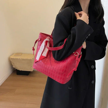 PU 2024 New Women's Bag Fashion Trend Shoulder Bag Leisure Commuter Handbag Minimalist Versatile Design Red Large Capacity