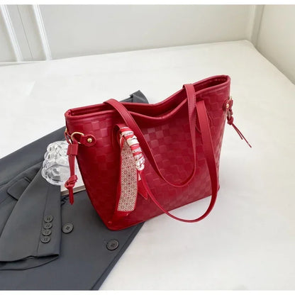 PU 2024 New Women's Bag Fashion Trend Shoulder Bag Leisure Commuter Handbag Minimalist Versatile Design Red Large Capacity