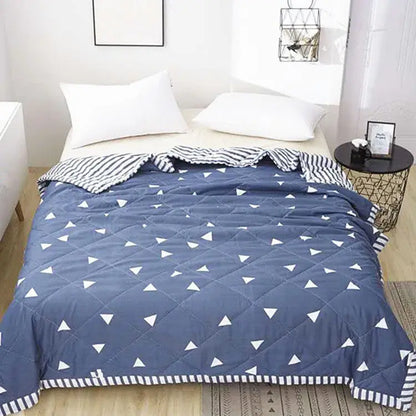Bedroom Summer Bedspread Duvets Quilt Comforter Filling Bedclothes Super Soft Print Double Sided Design Modern Lightweight Queen