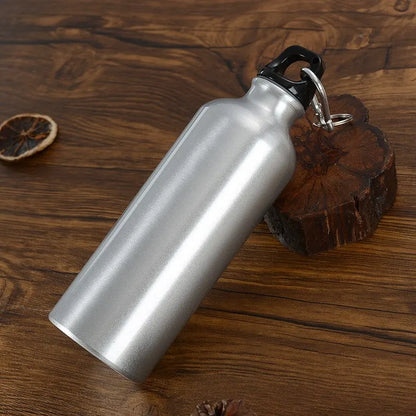 Botella de agua de aluminio, para exteriores, para hacer ejercicio, para deportes, con tapa, fácil de transportar.