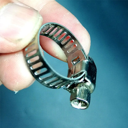 Abrazadera de tubo de combustible para automóvil ajustable, abrazadera de manguera de acero inoxidable con tornillo sin fin, alicates, herramientas para grifos, tuberías de agua y sujetadores.